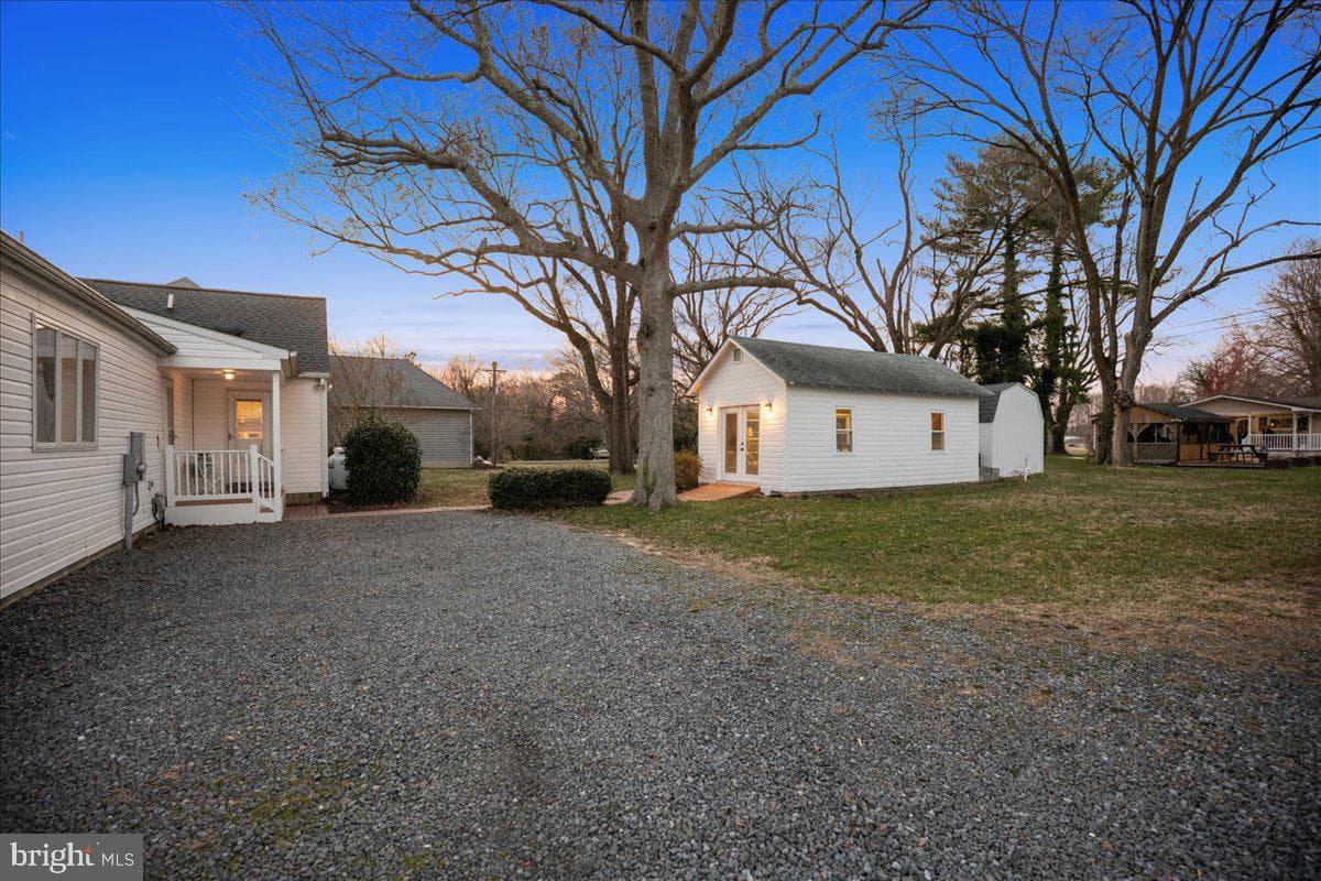 13301 Patuxent Avenue photo 38