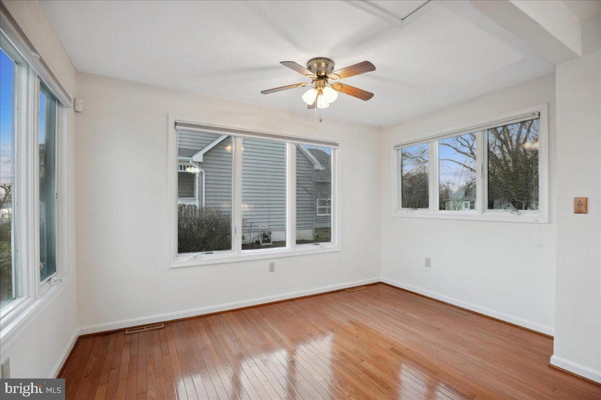 13301 Patuxent Avenue photo 8