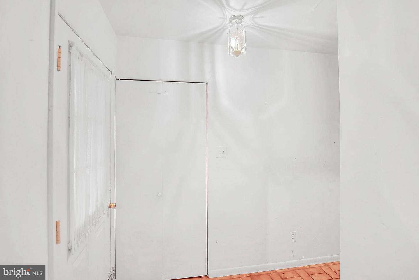 3395 Jones Road photo 15