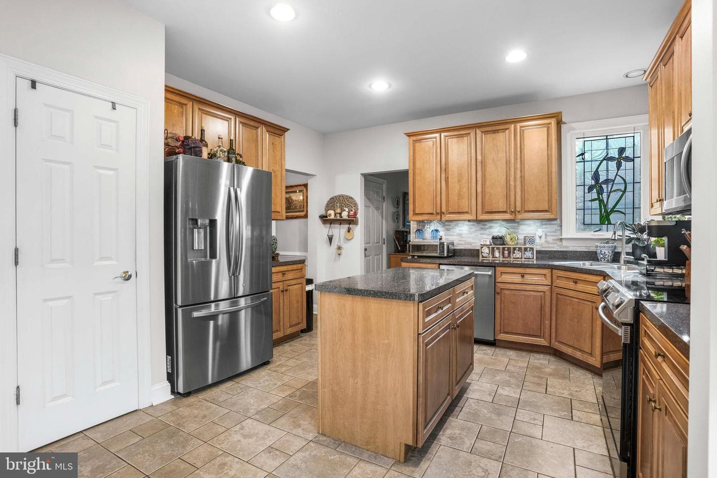 3160 Blackberry Lane photo 3