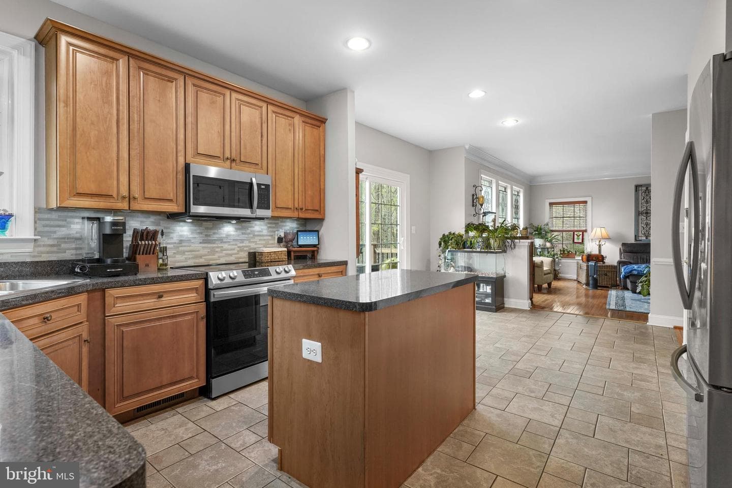 3160 Blackberry Lane photo 5