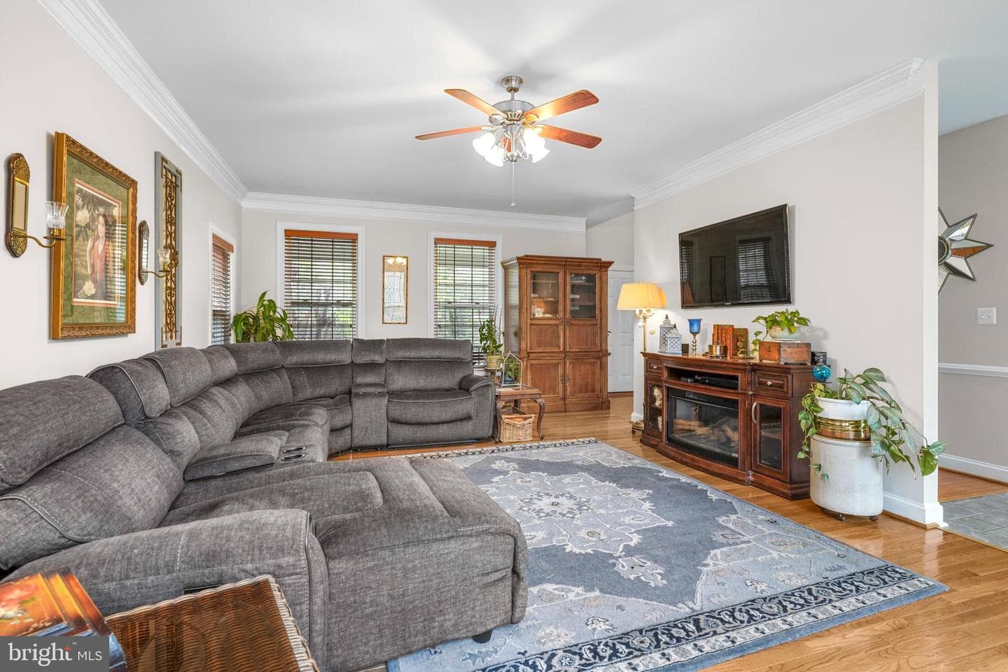 3160 Blackberry Lane photo 9