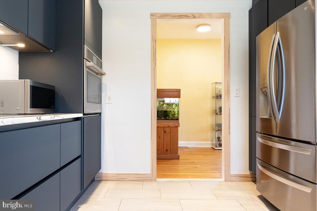 1611 Avenue B photo 22