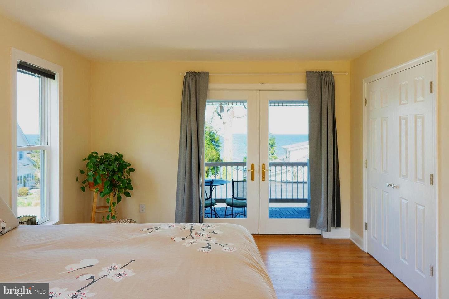 1611 Avenue B photo 31