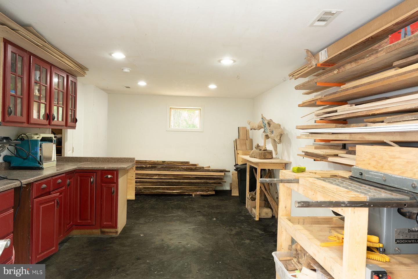 1611 Avenue B photo 45