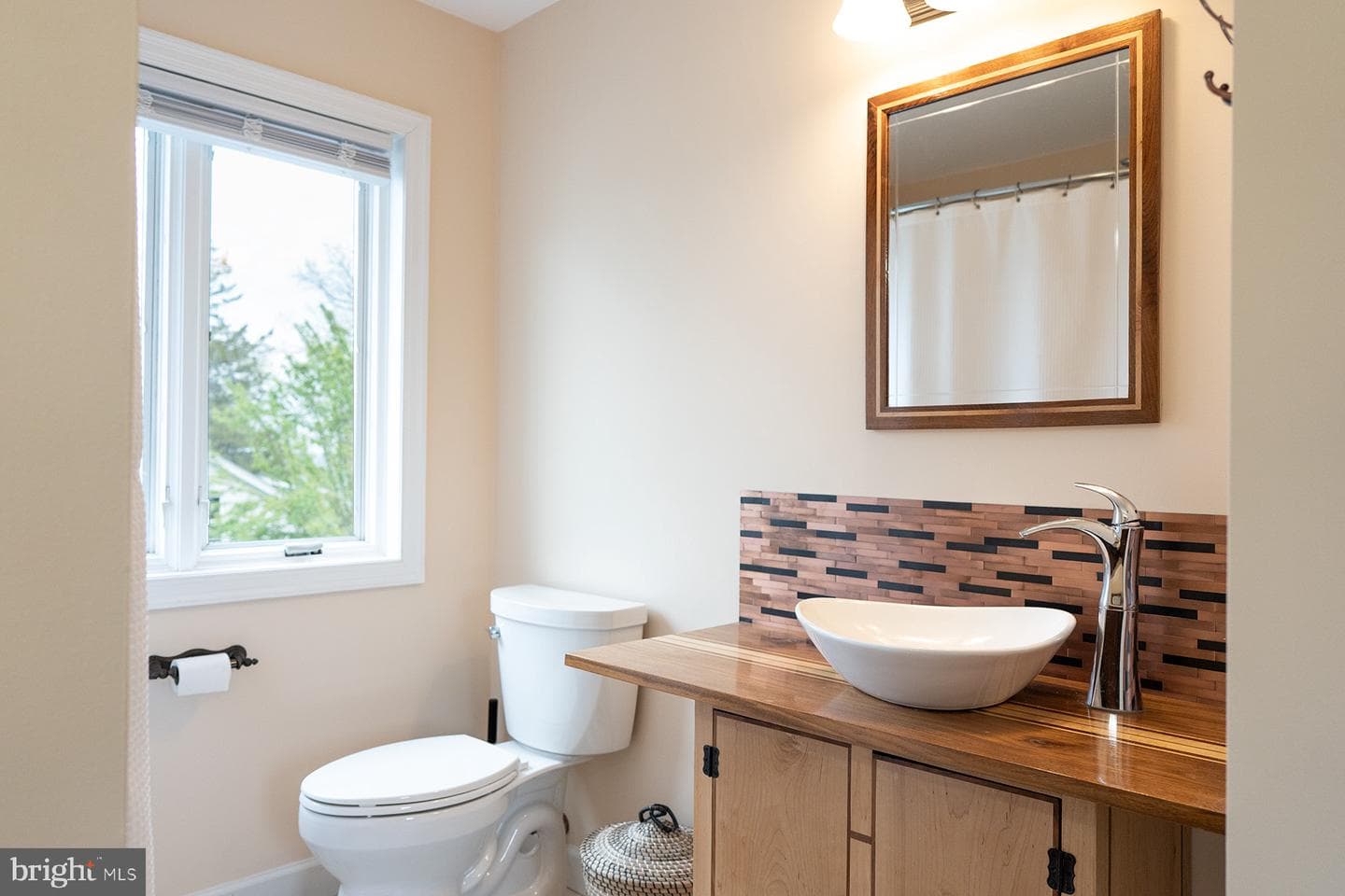 1611 Avenue B photo 57