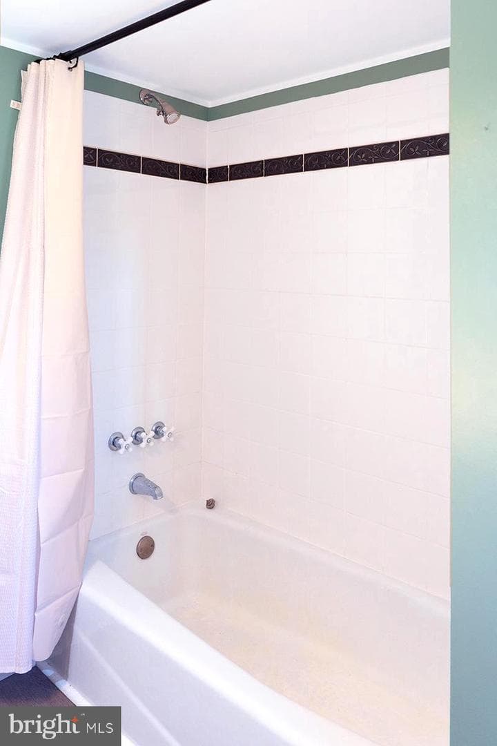 1611 Avenue B photo 66