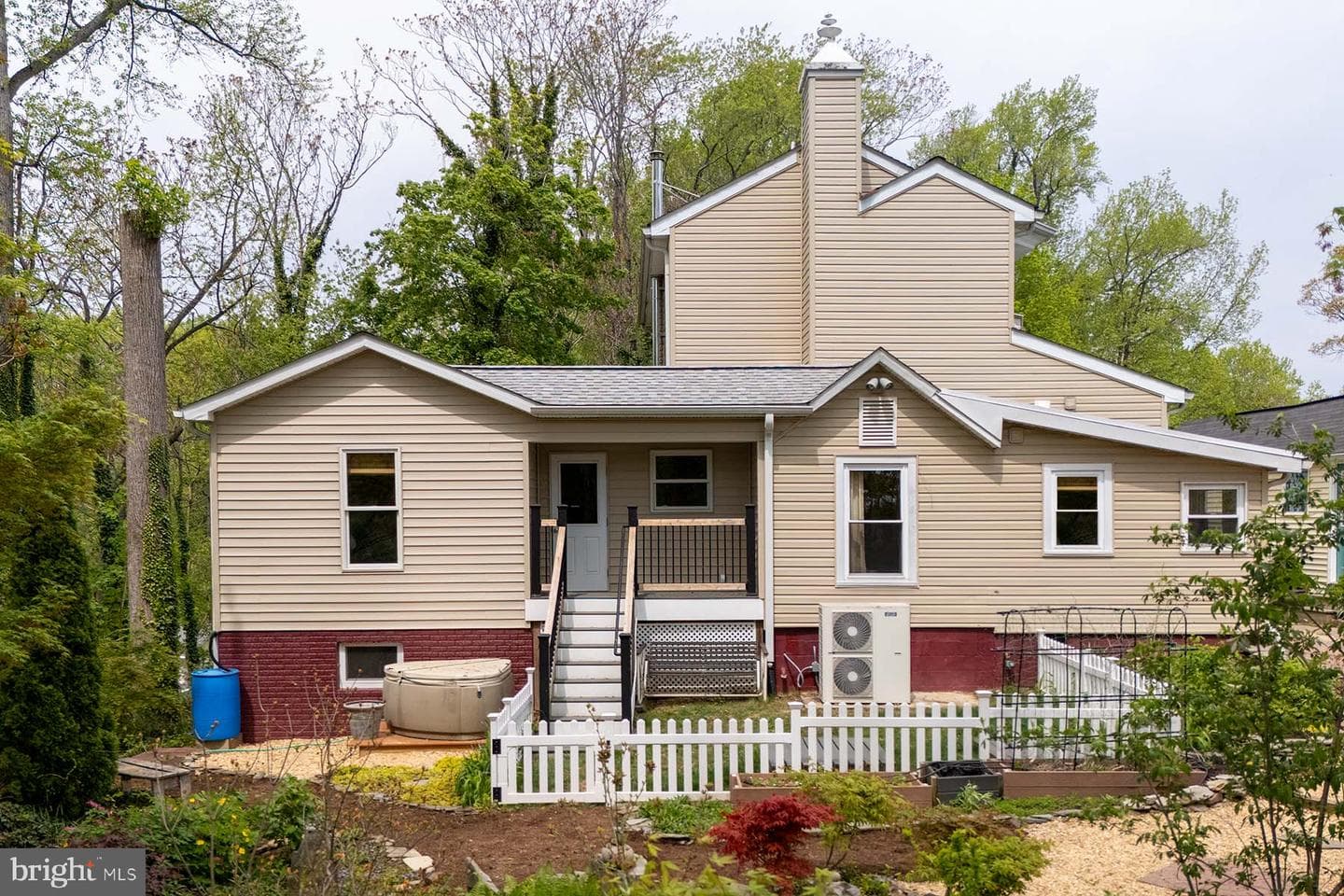 1611 Avenue B photo 71
