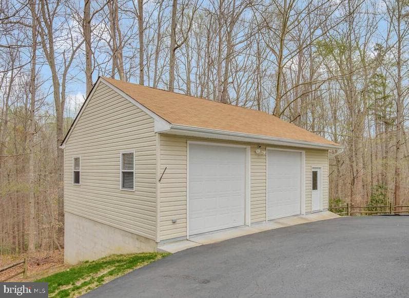 7335 Quaking Drive photo 57