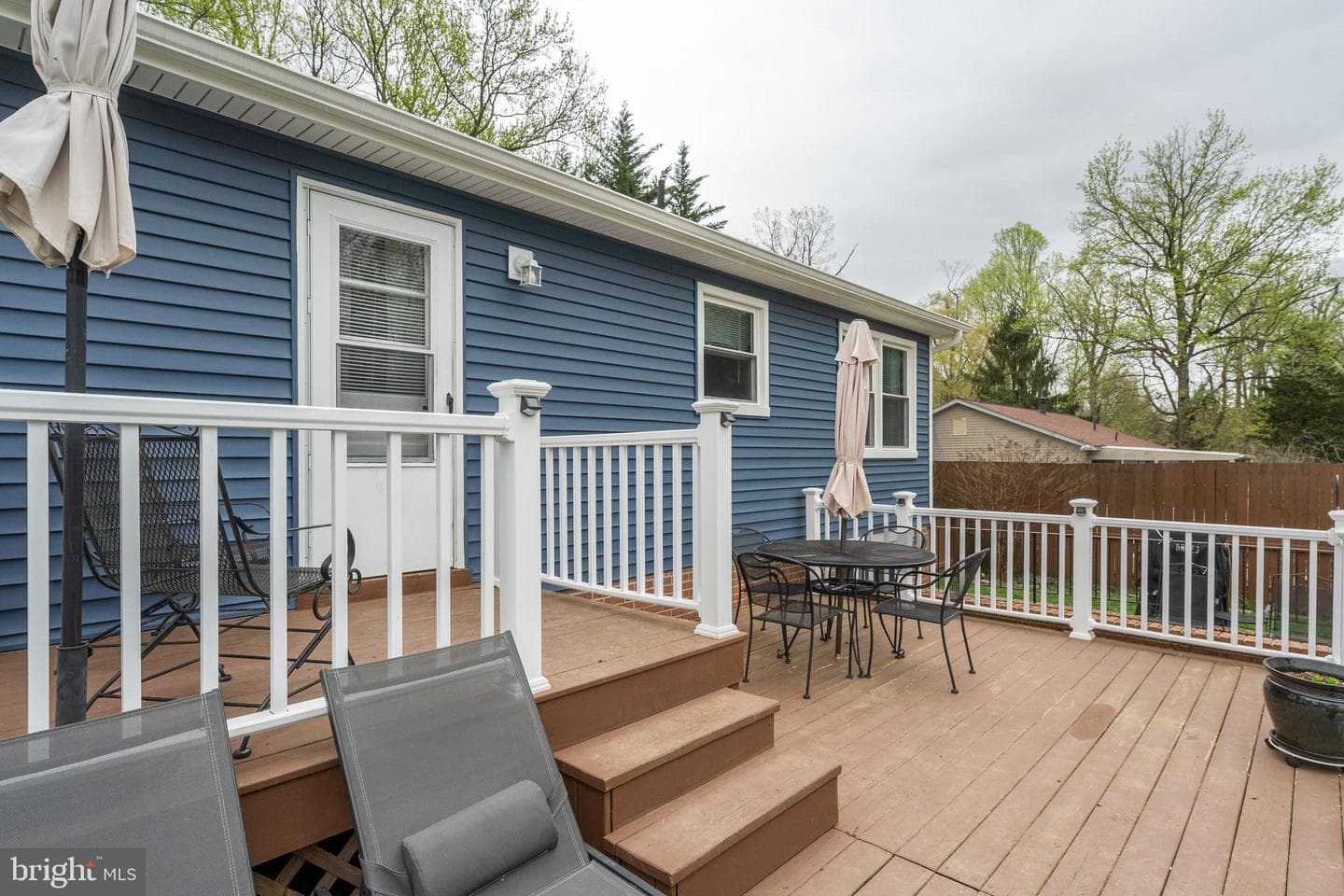 8822 Lafayette Drive photo 4