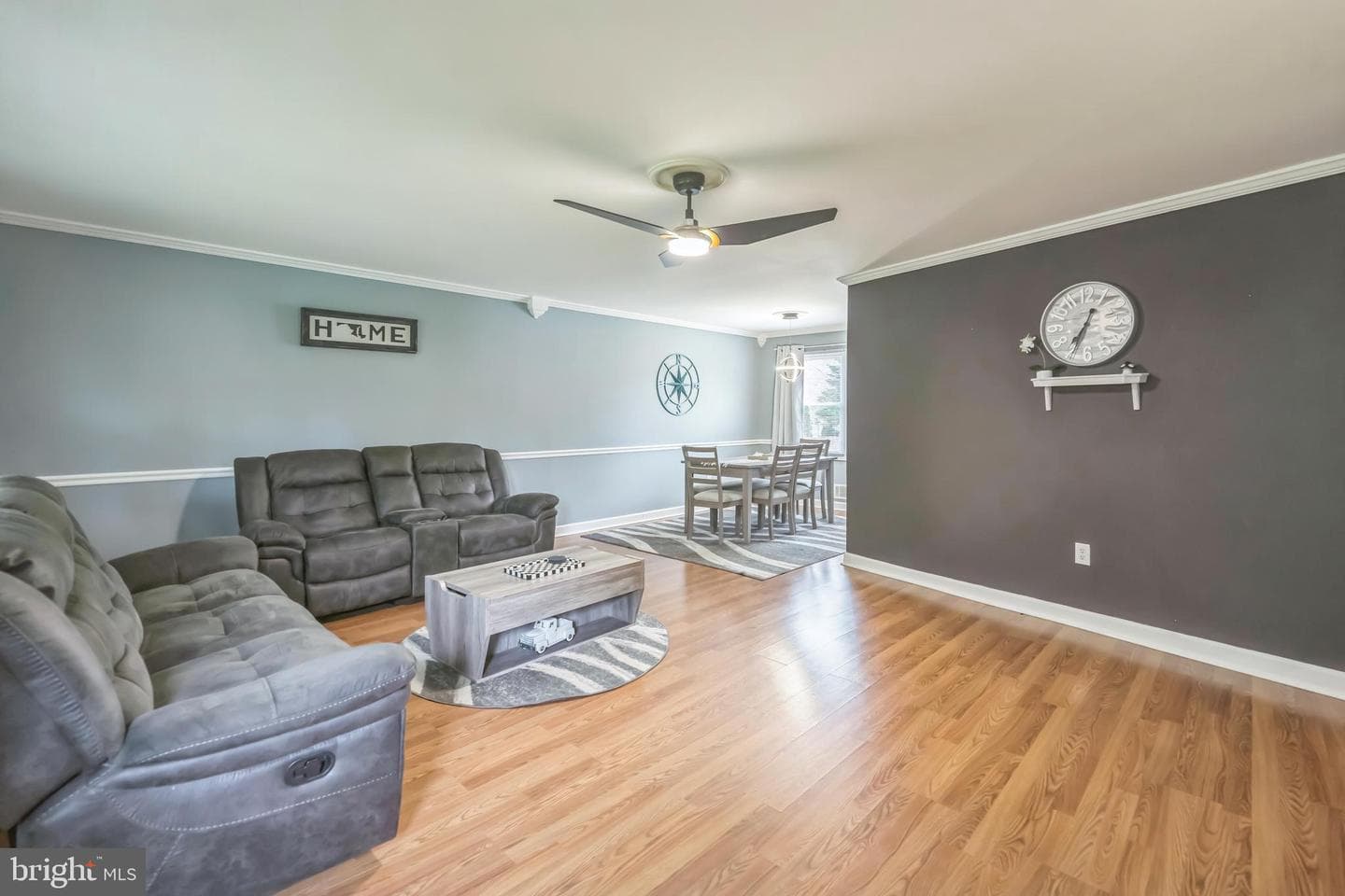 8822 Lafayette Drive photo 9
