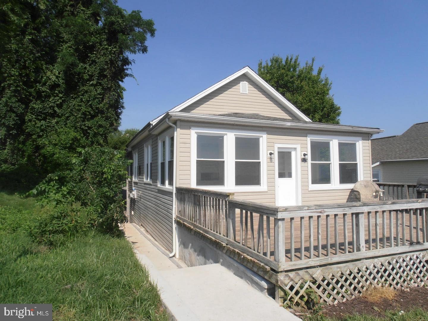 7625 B Street photo 10