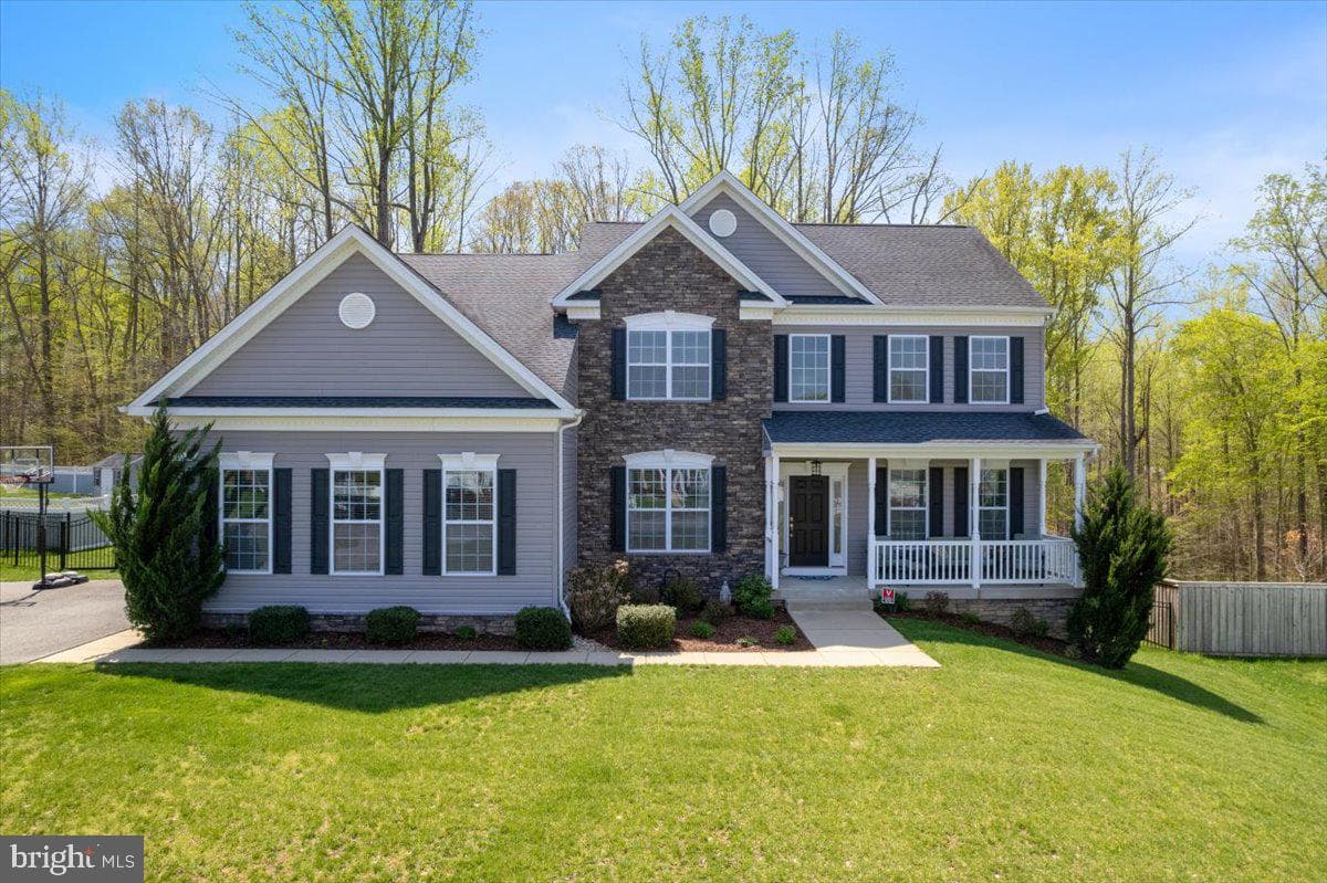 1230 Fairwood Drive photo 2