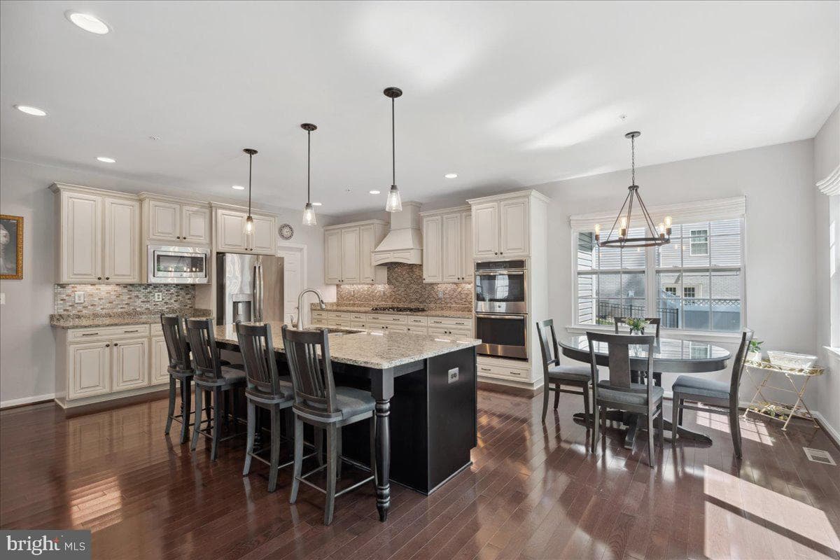 1230 Fairwood Drive photo 34