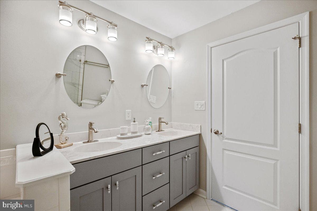 834 Oyster Bay Place photo 29