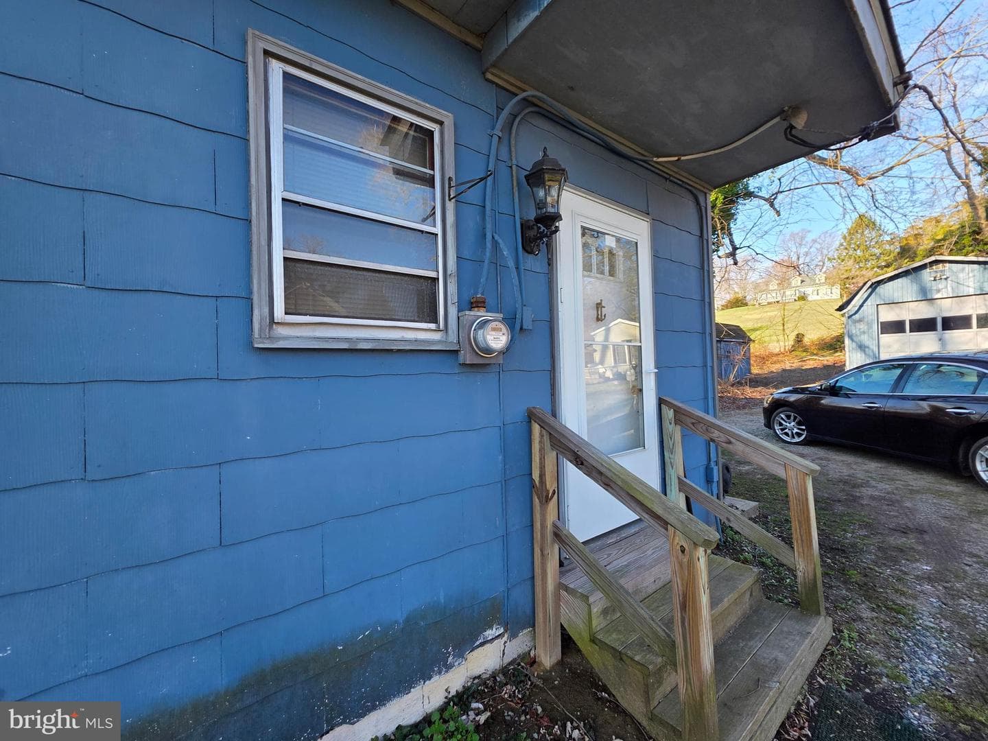 70 Macrae Avenue photo 4