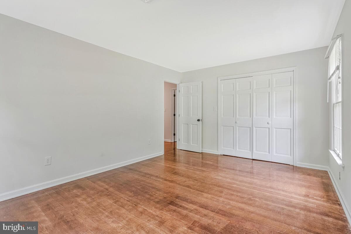 7251 Bond St. photo 23