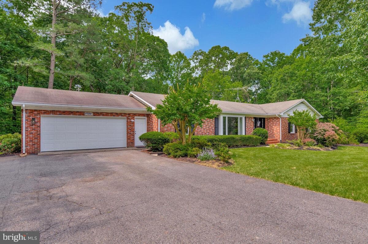 7251 Bond St. photo 43
