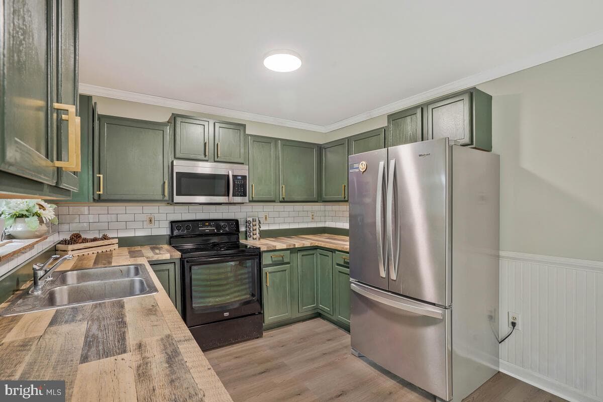 7800 Marshall Road photo 16
