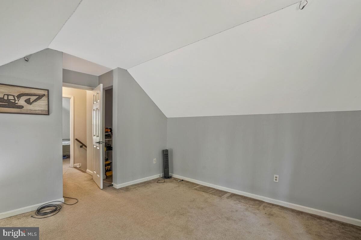 7800 Marshall Road photo 29