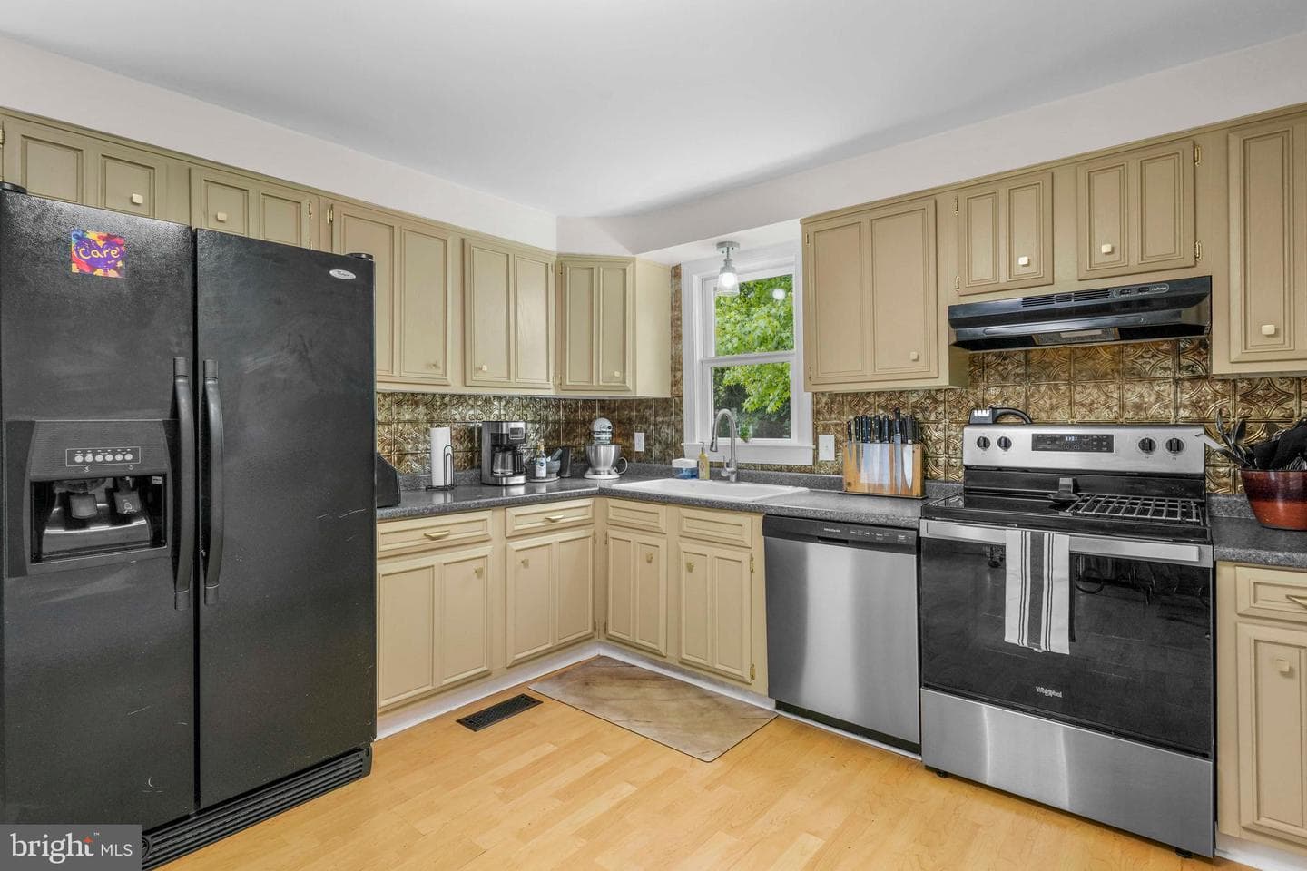 5440 Bayview Avenue photo 7