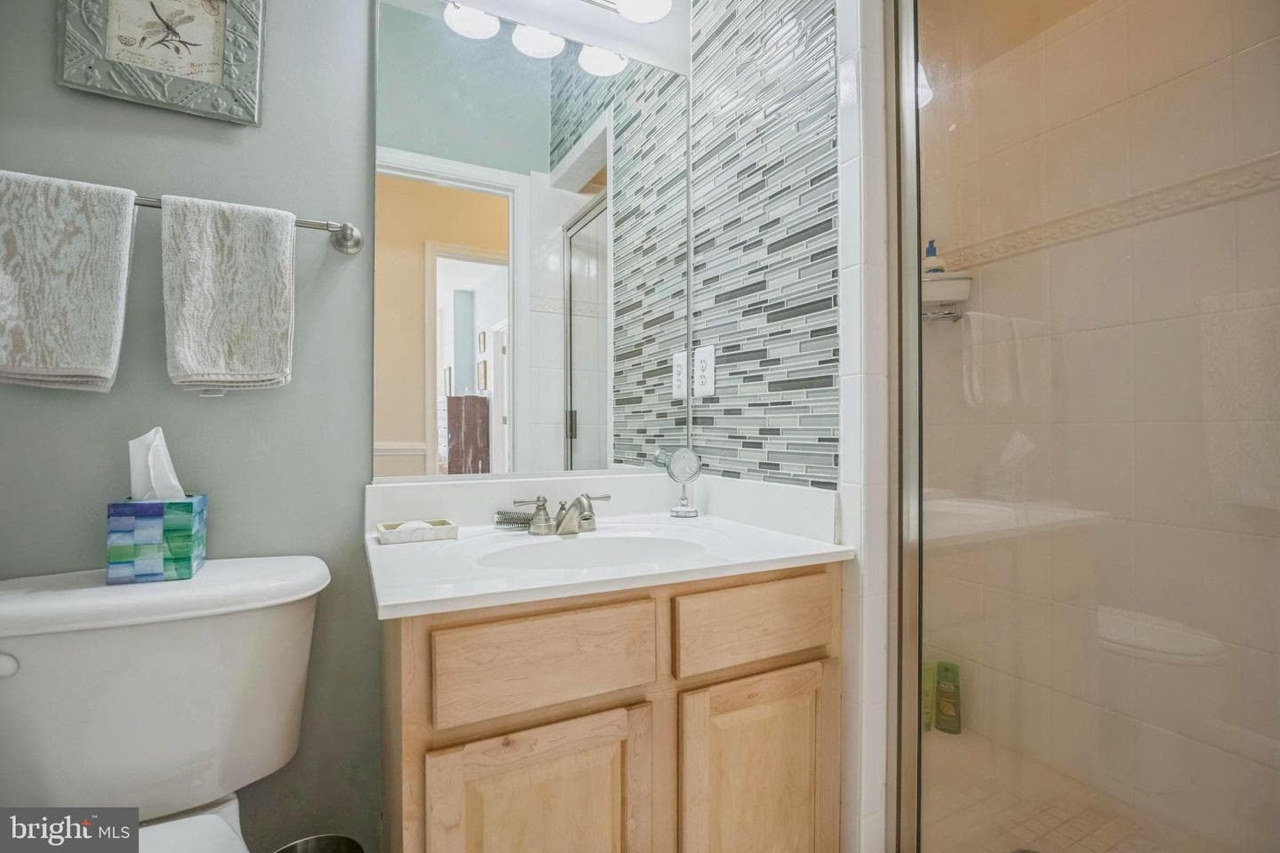 611 Oyster Bay Place #201 photo 24