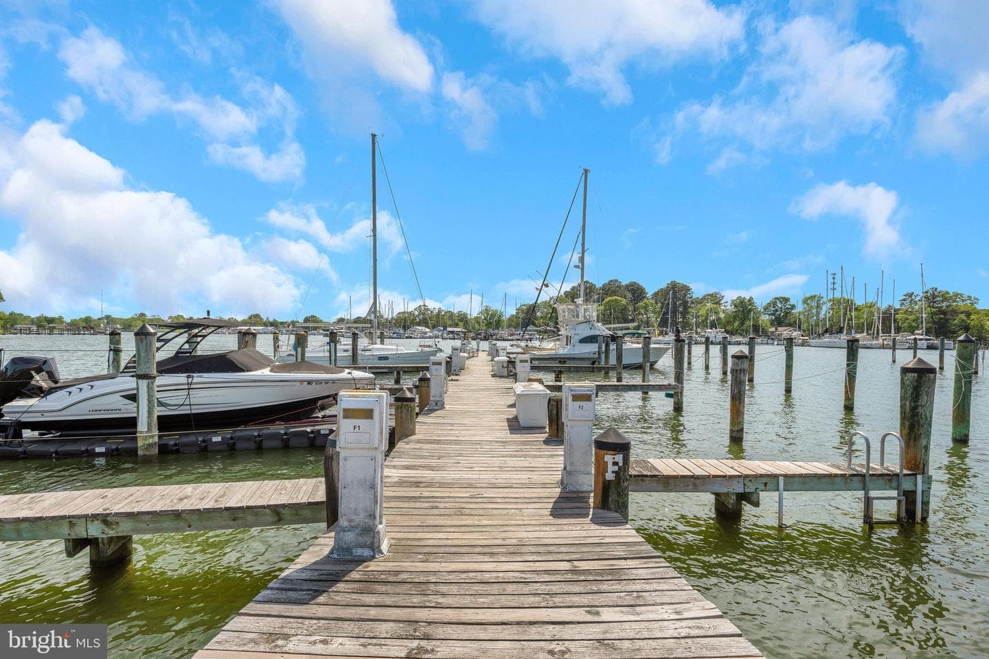 611 Oyster Bay Place #201 photo 27