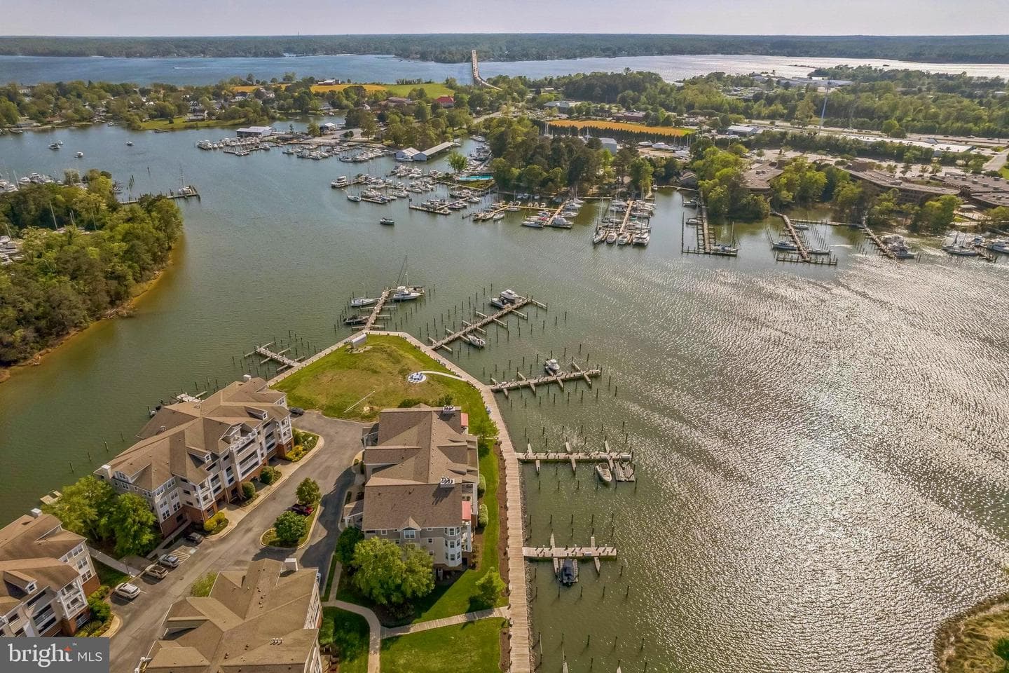 611 Oyster Bay Place #201 photo 36