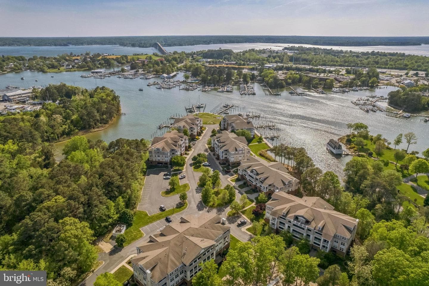 611 Oyster Bay Place #201 photo 37