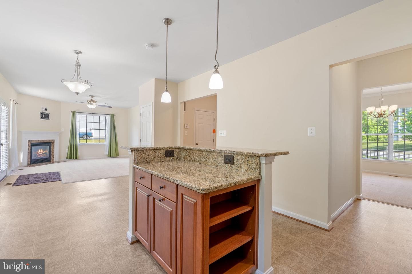 2024 Baythorne Road photo 9