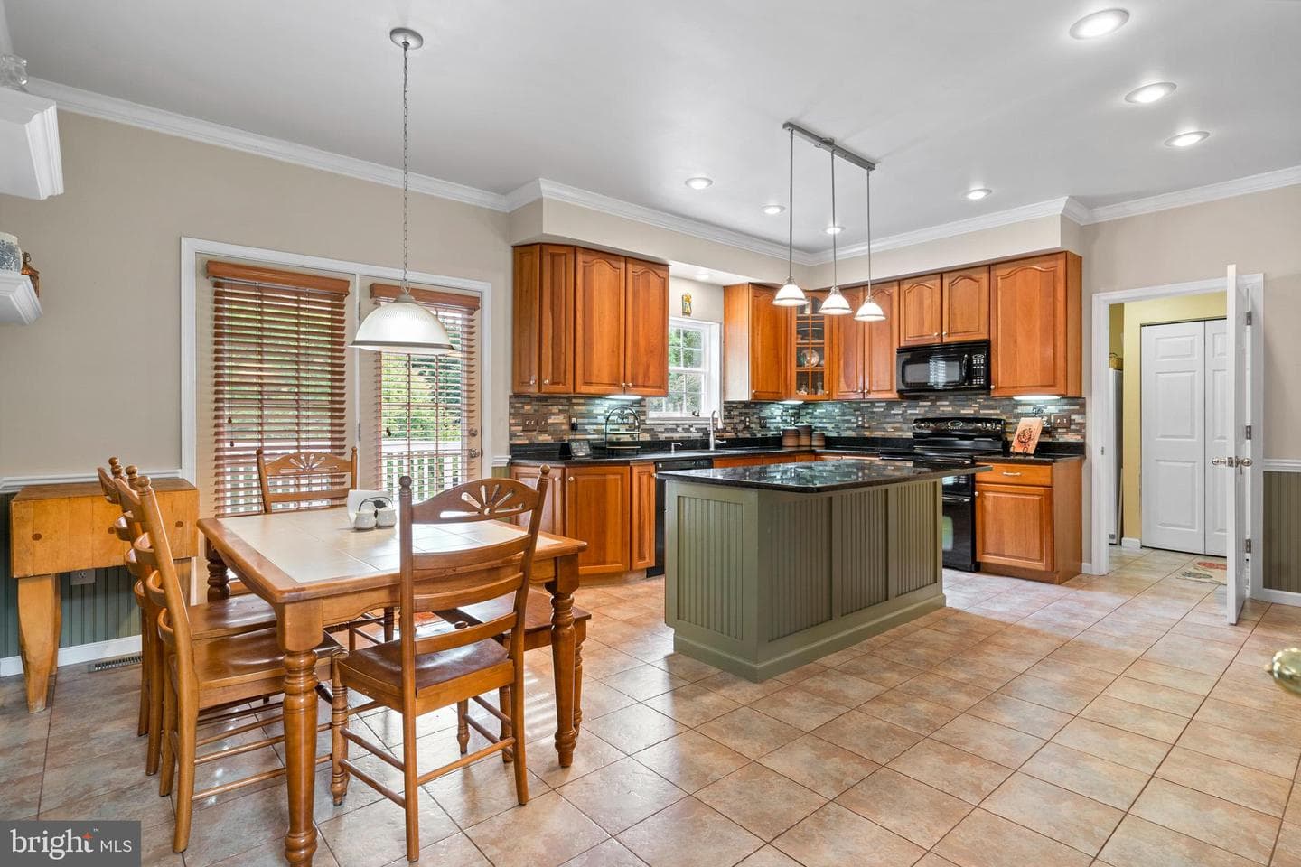 7950 Hampton Way photo 25