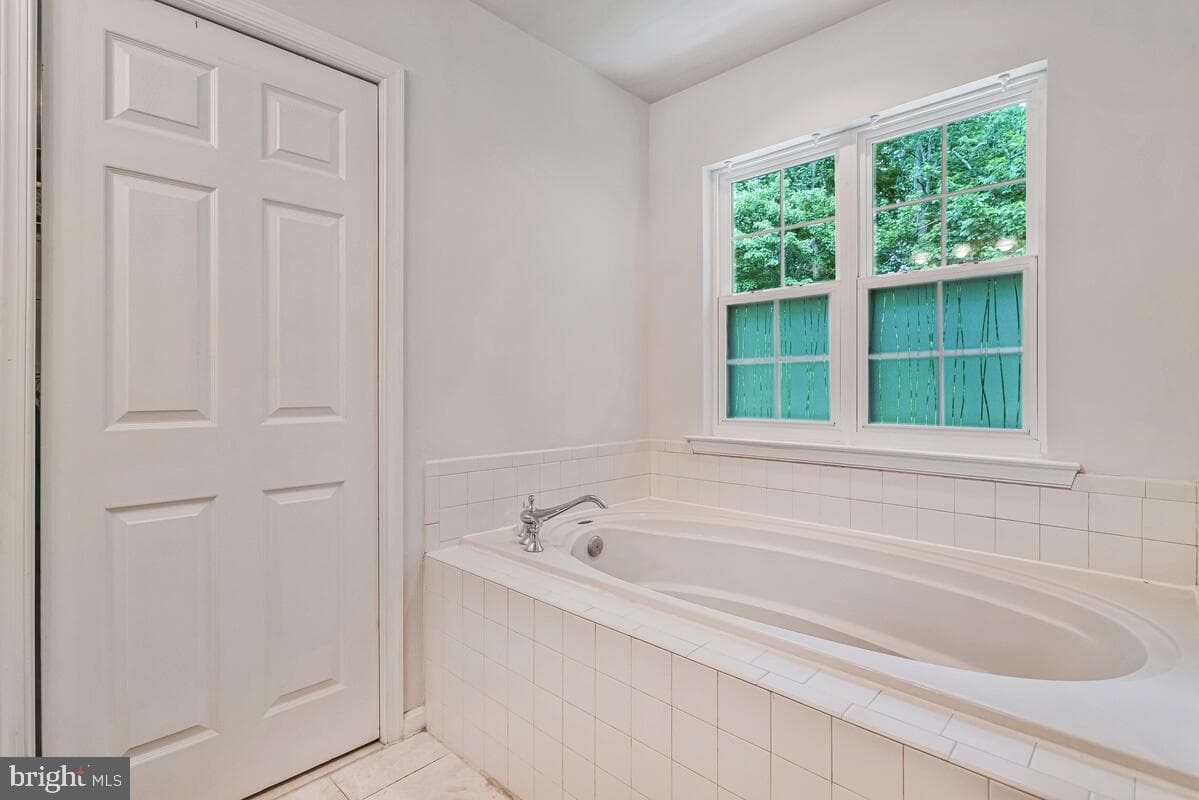 2015 Rosedale Lane photo 25