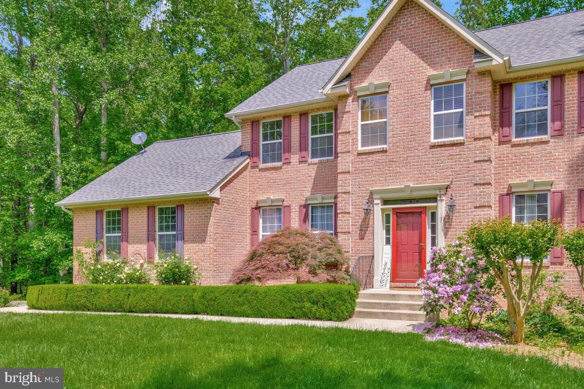 2015 Rosedale Lane photo 3