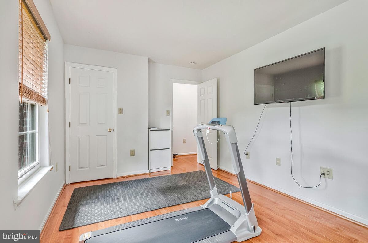 2015 Rosedale Lane photo 32