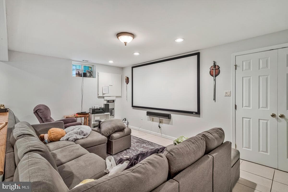 2015 Rosedale Lane photo 34
