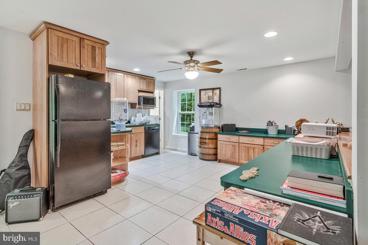 2015 Rosedale Lane photo 36