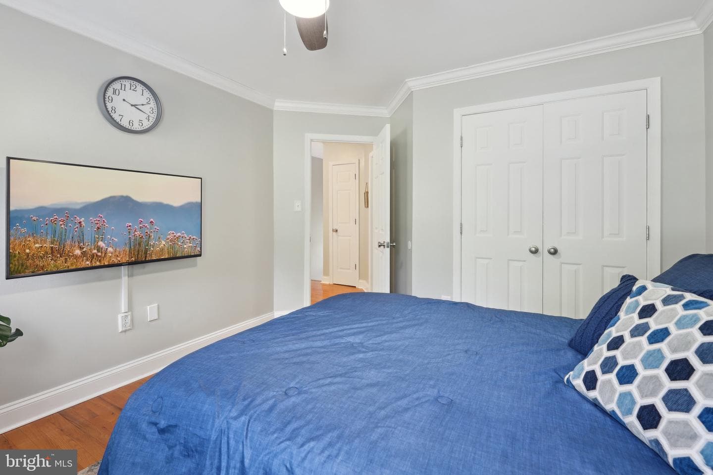 9410 Carleigh Court photo 12