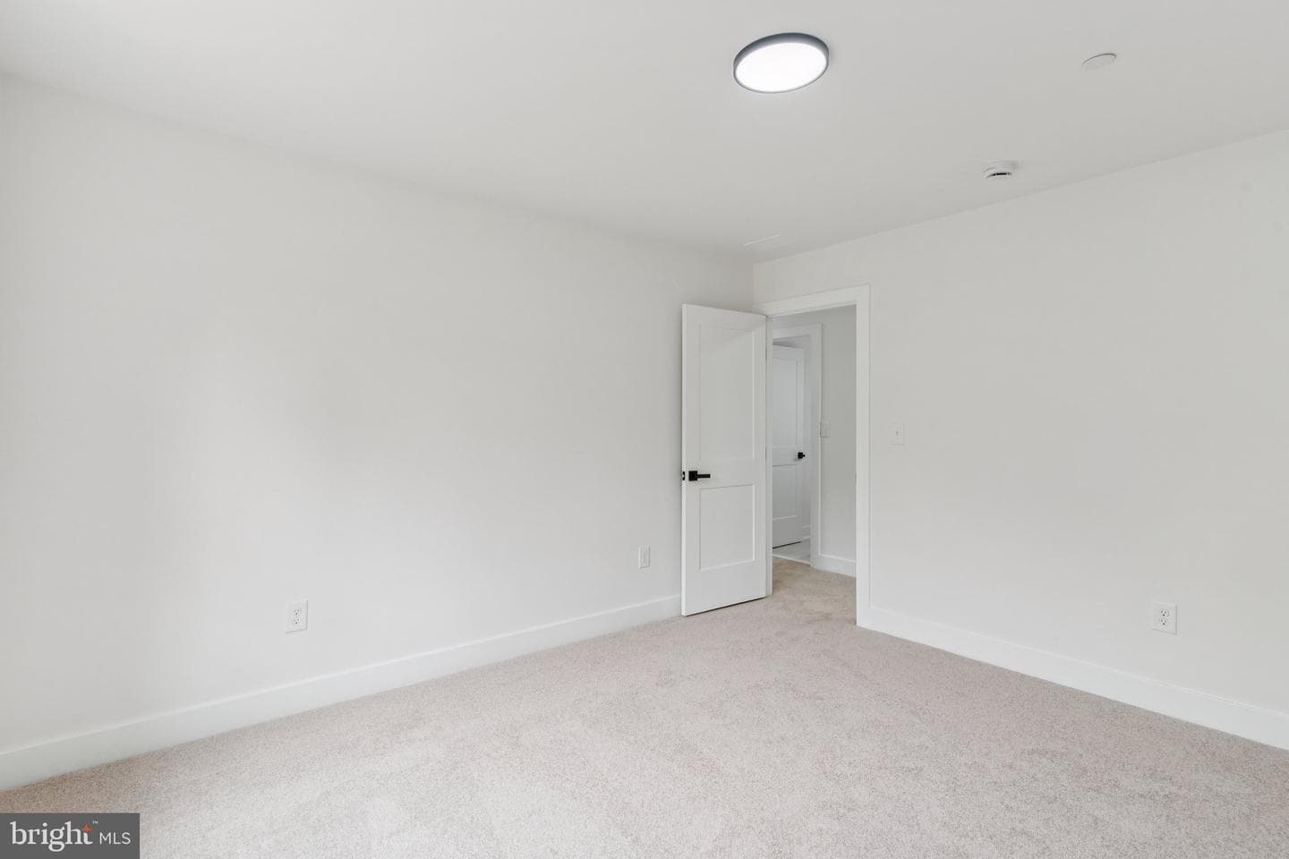 2655 5th Street photo 26