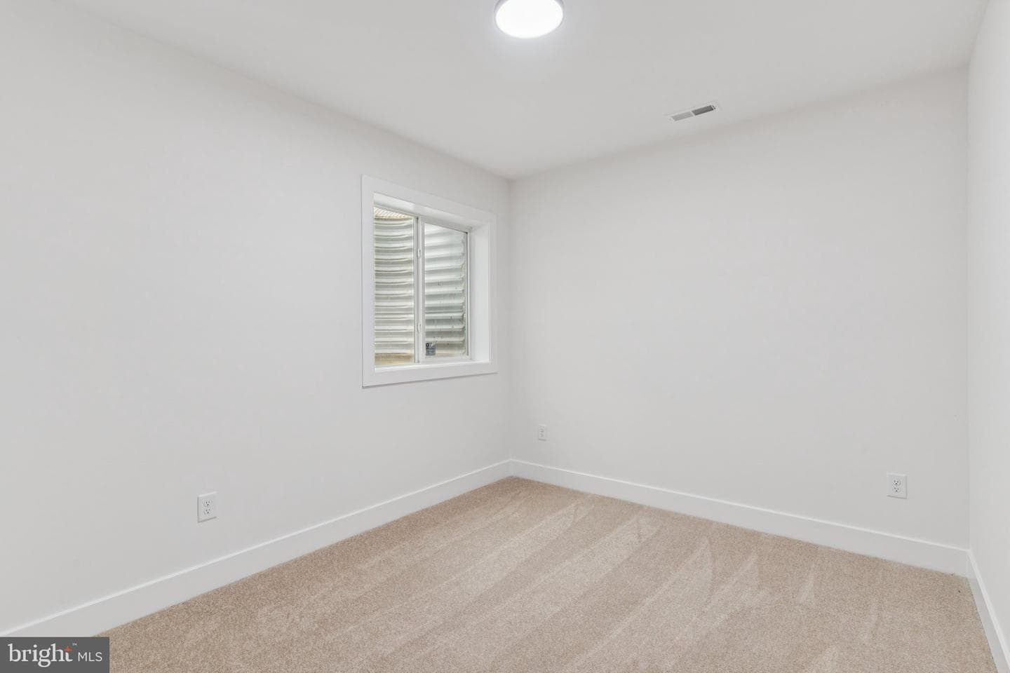 2655 5th Street photo 31