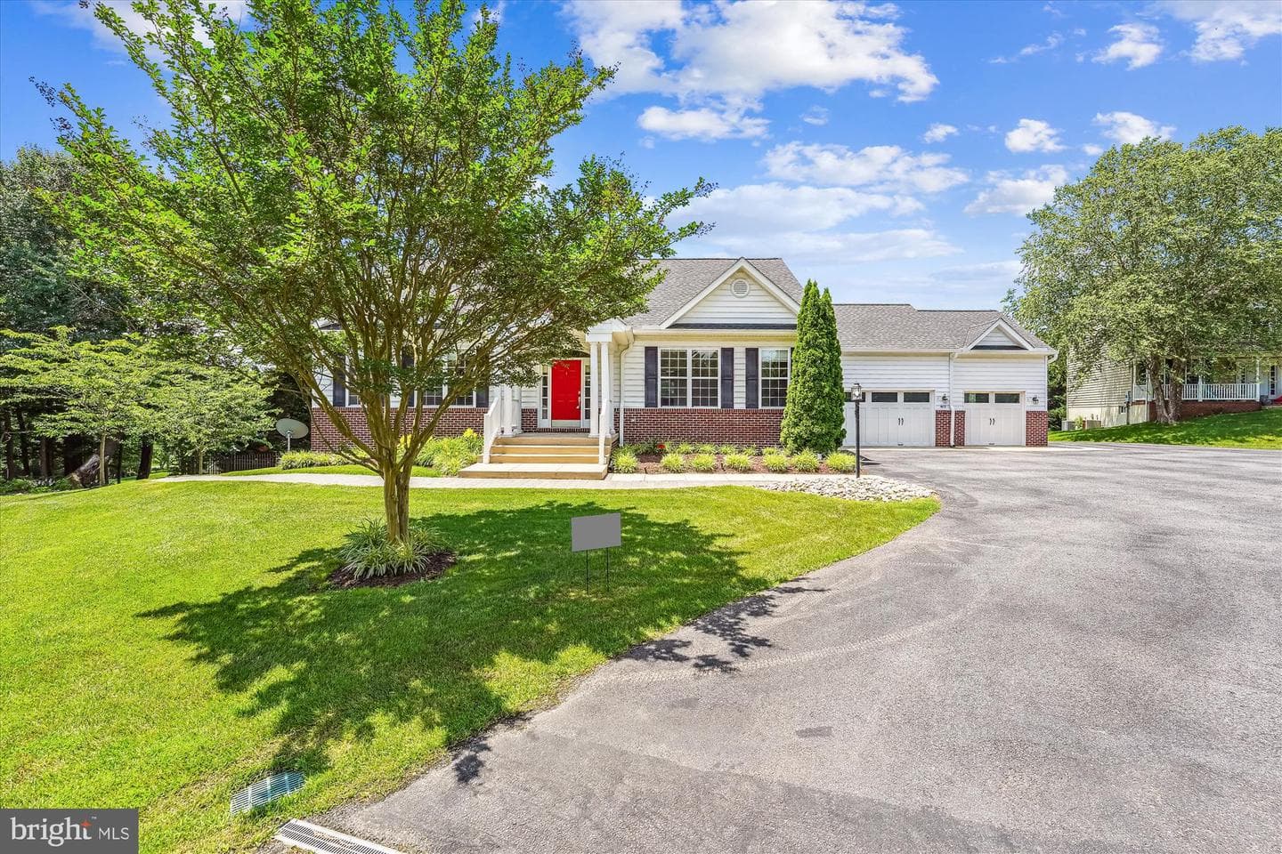 465 Sablewood Drive photo 3