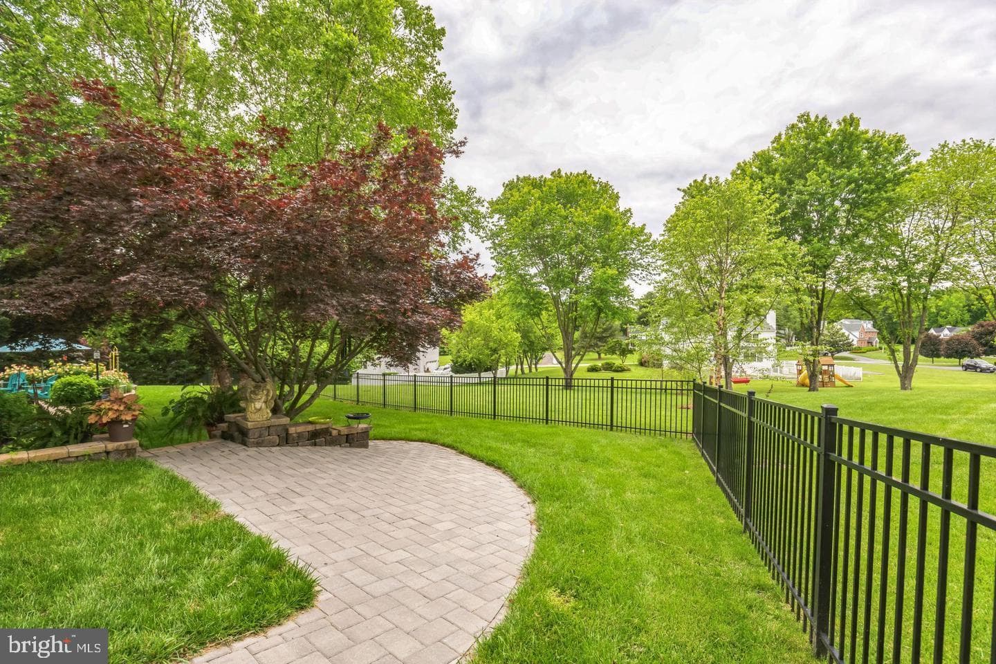 465 Sablewood Drive photo 48