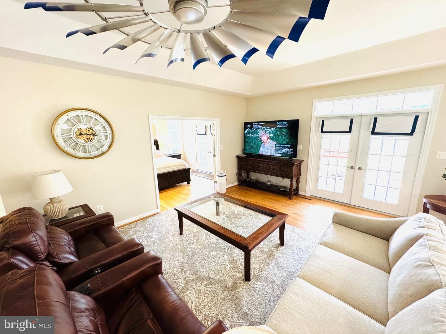 465 Sablewood Drive photo 8