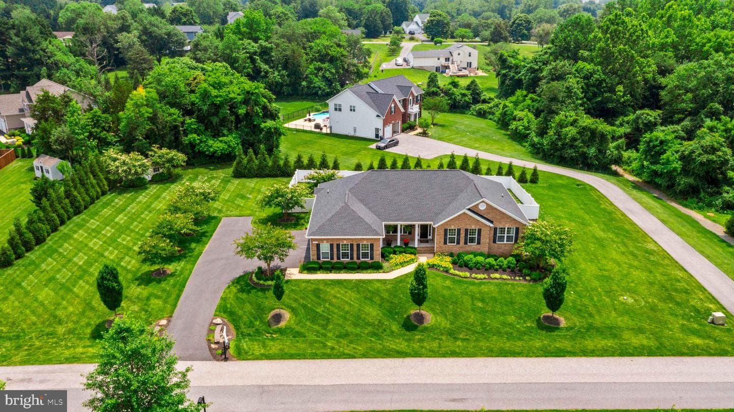 1820 Perspective Place photo 64