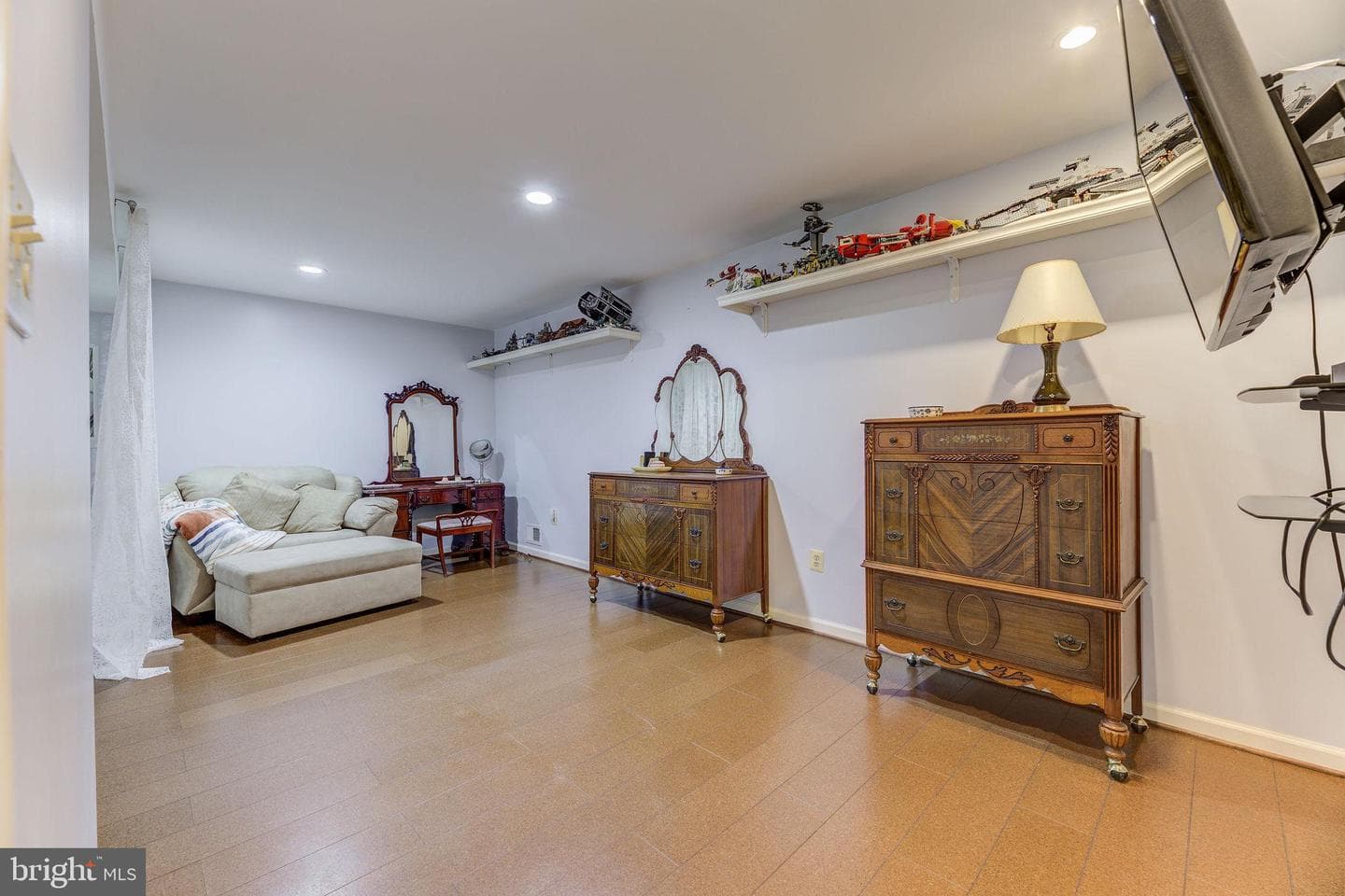 3130 Ashwood Drive photo 34