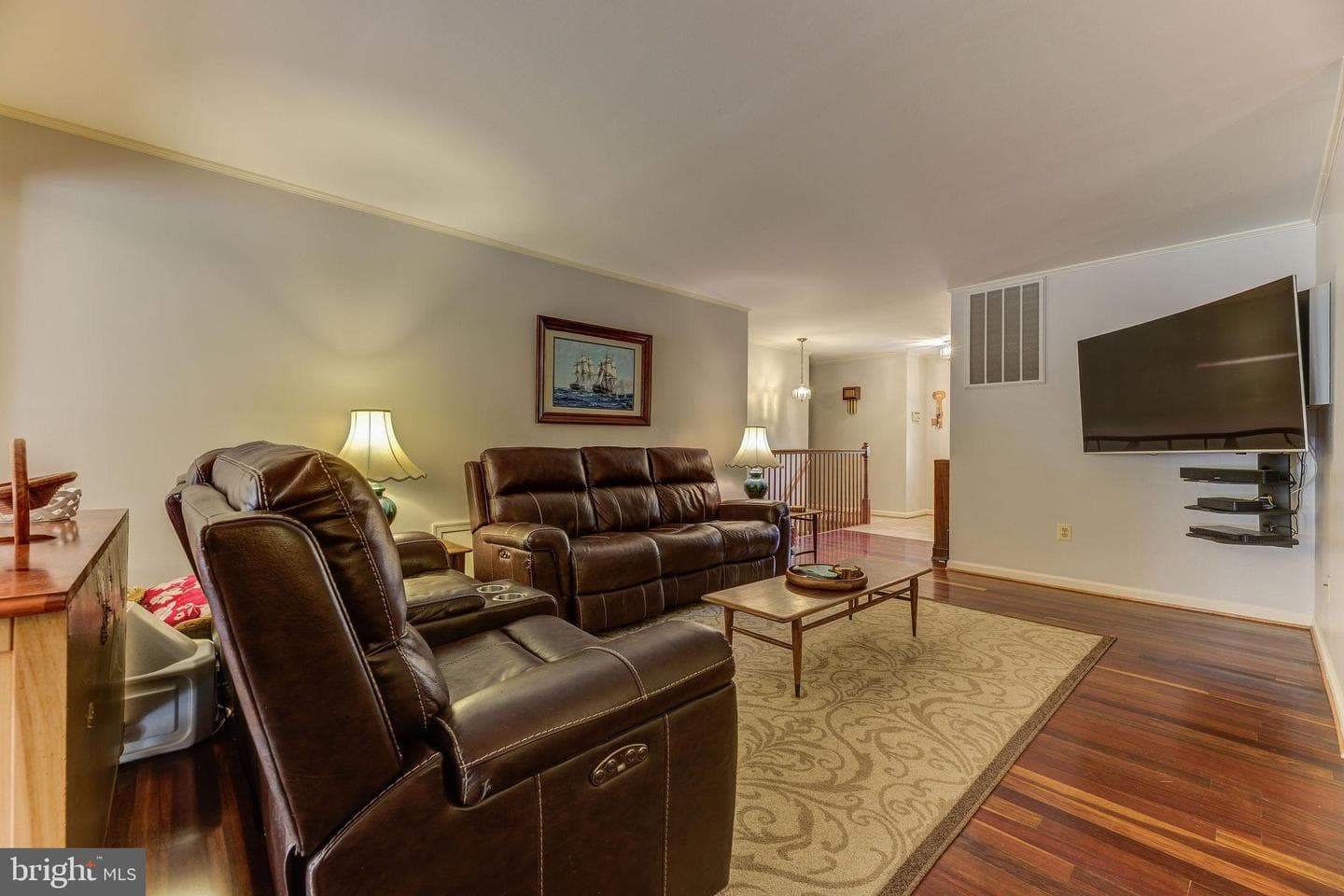 3130 Ashwood Drive photo 4