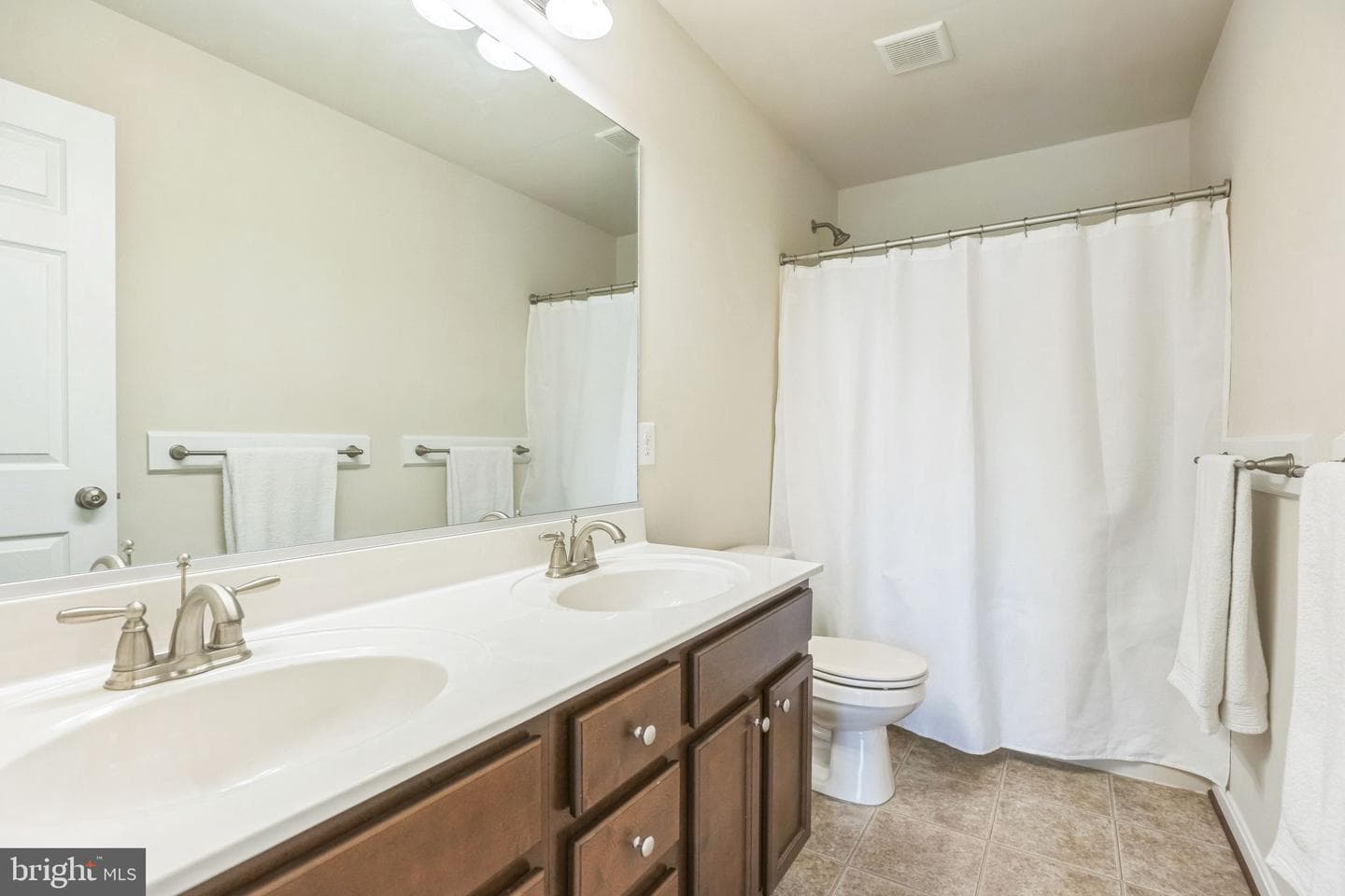 2058 Baythorne Road photo 29