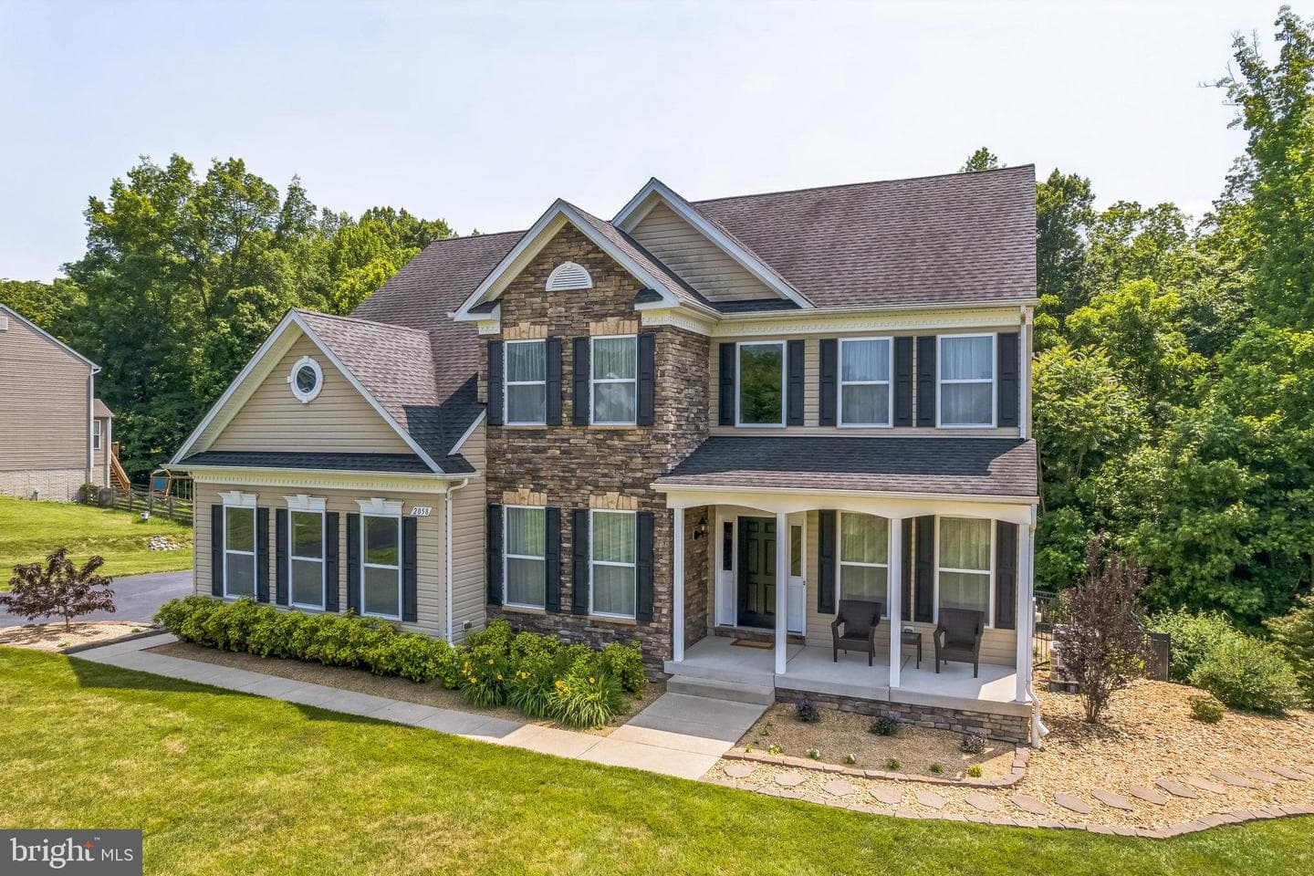 2058 Baythorne Road photo 3
