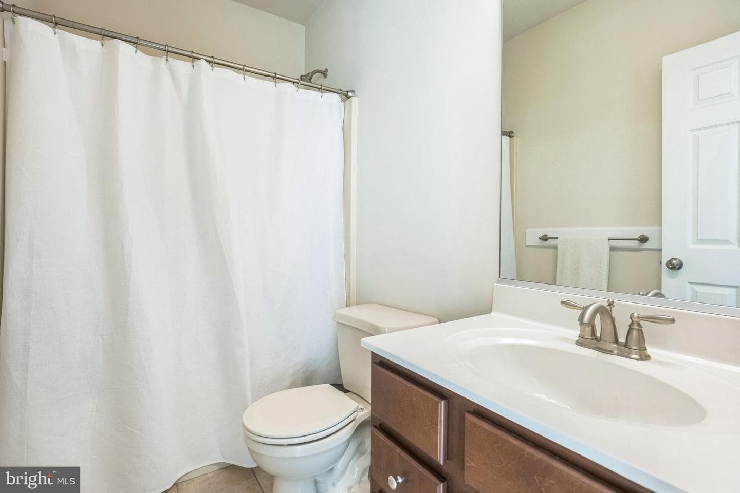 2058 Baythorne Road photo 35