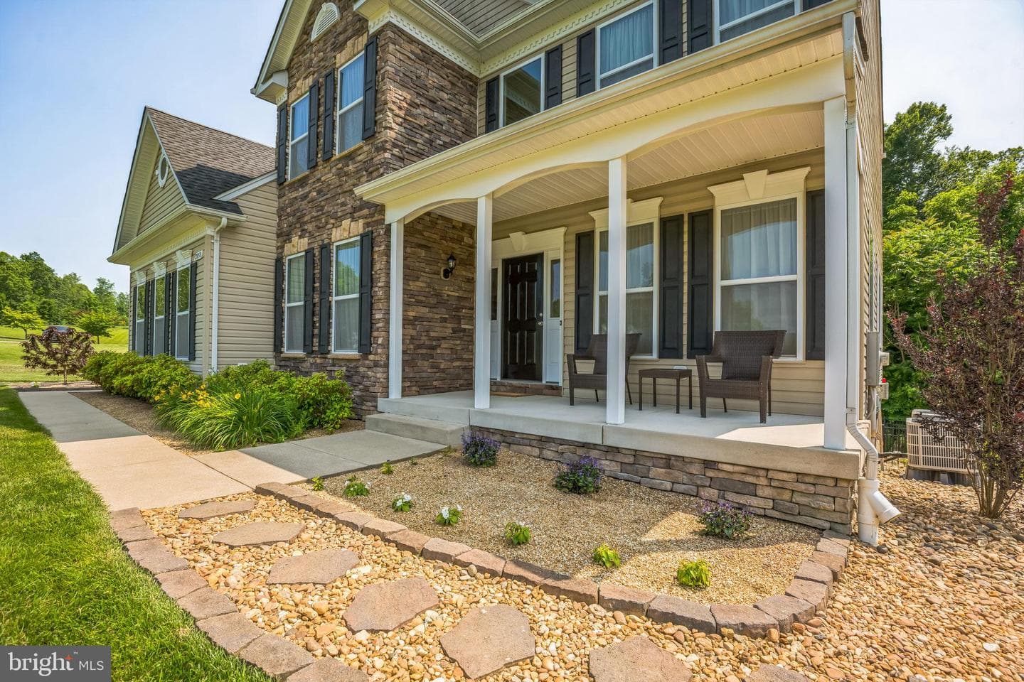 2058 Baythorne Road photo 4