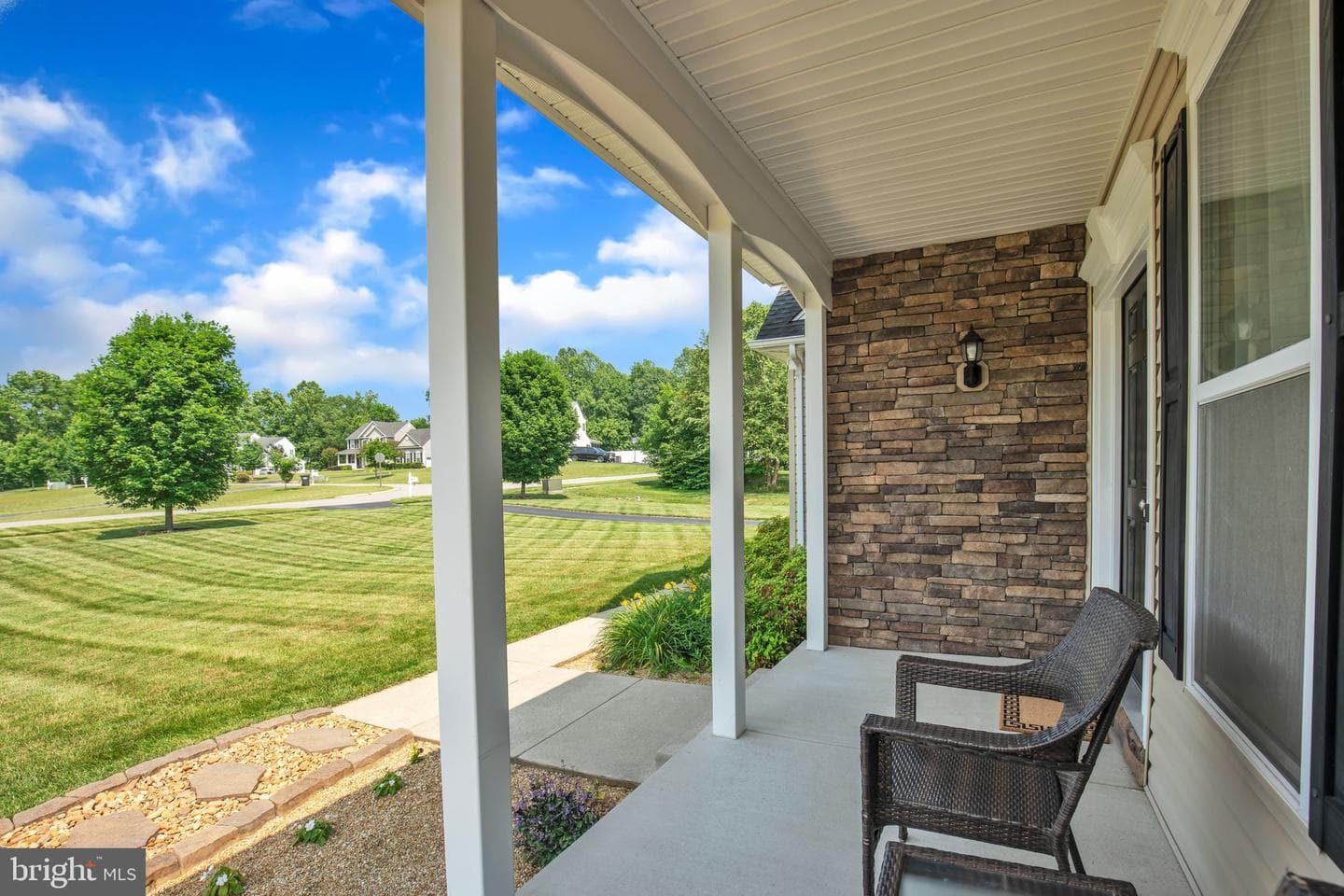 2058 Baythorne Road photo 6
